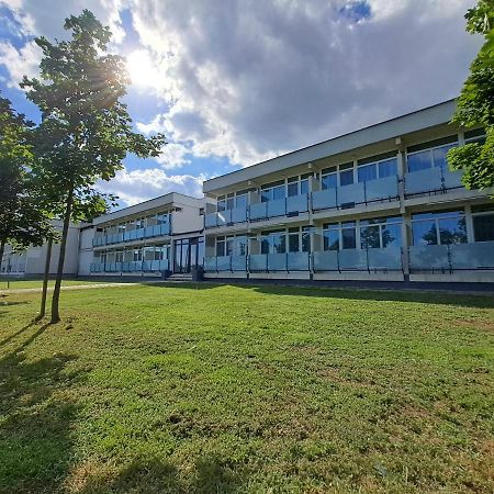 Апартаменты Partside Balatonfuered Экстерьер фото